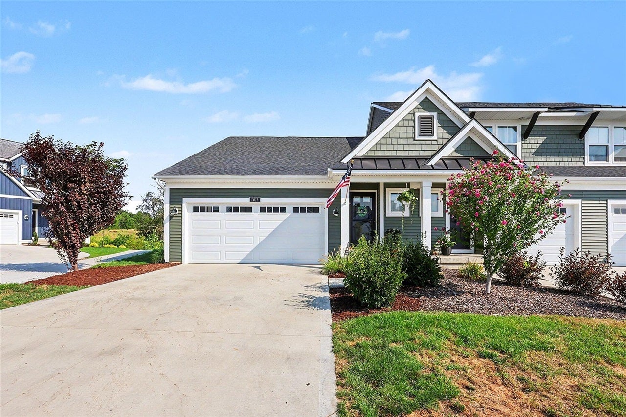 1707 SW Thyme Drive