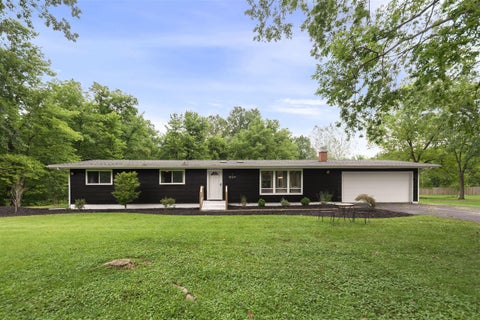 Photo of 15871 Lakeside Road, Union Pier, MI 49129 (MLS # 70559740)