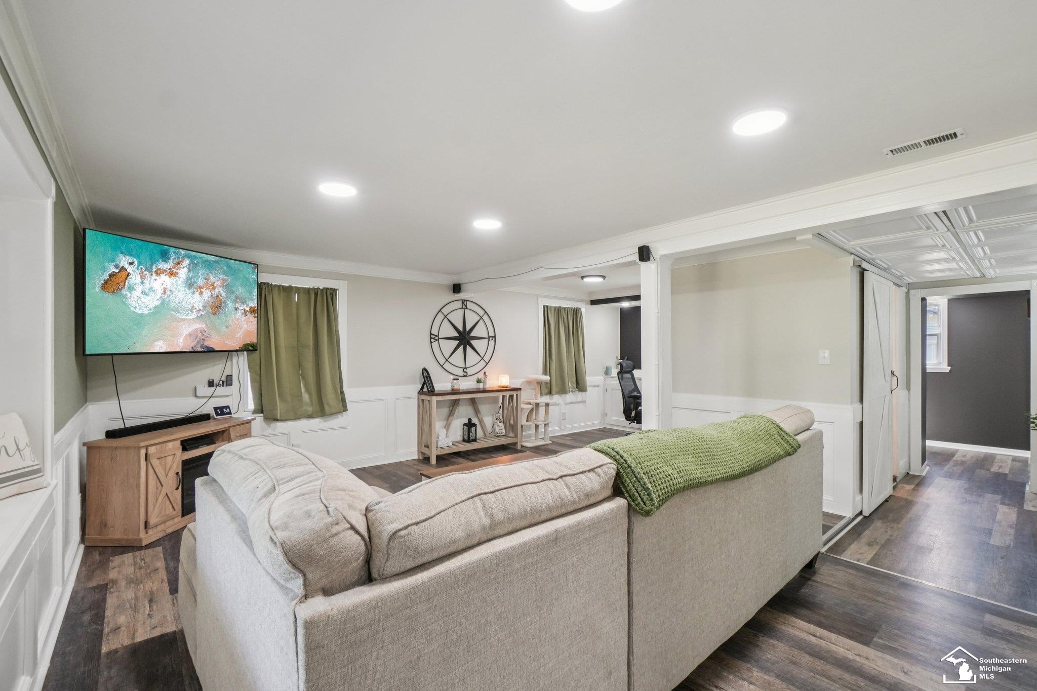 3009 Sterns Road