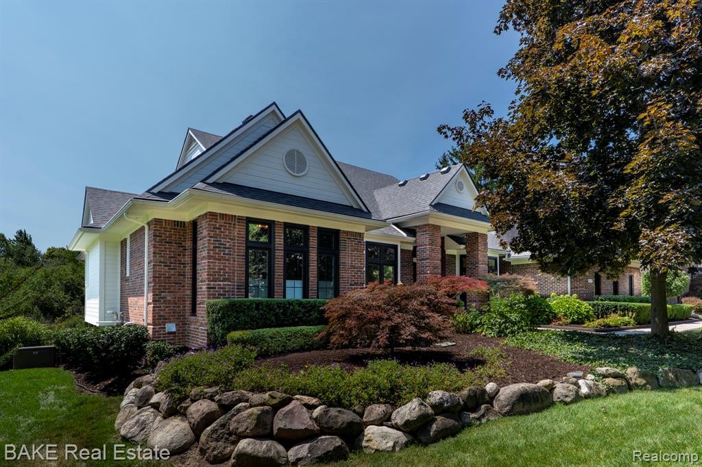 49265 Pine Bluff Court