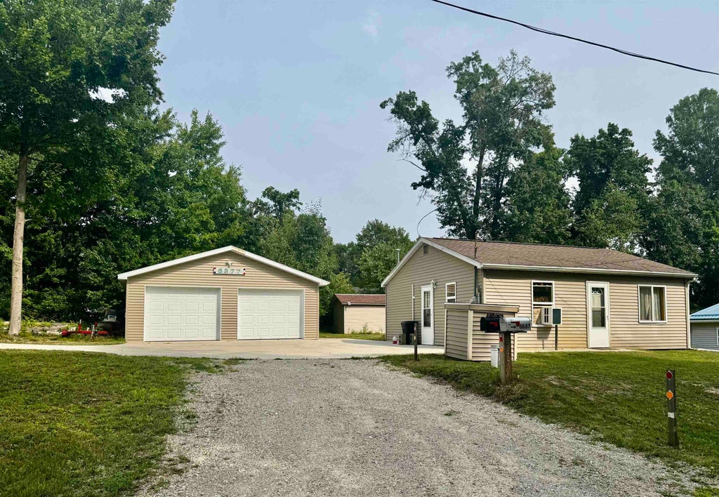Photo of 8877 Canal Street, Farwell, MI 48622 (MLS # 50219282)