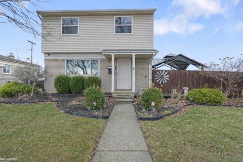 Photo of 23507 Grove Street, Saint Clair Shores, MI 48080 (MLS # 50201588)