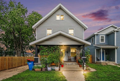 Photo of 425 Adams Street, Grand Rapids, MI 49507 (MLS # 70555813)