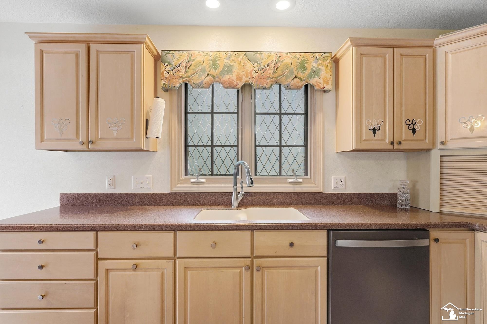 7365 Hidden Valley Drive