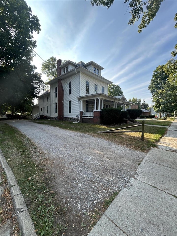 129 S East Street