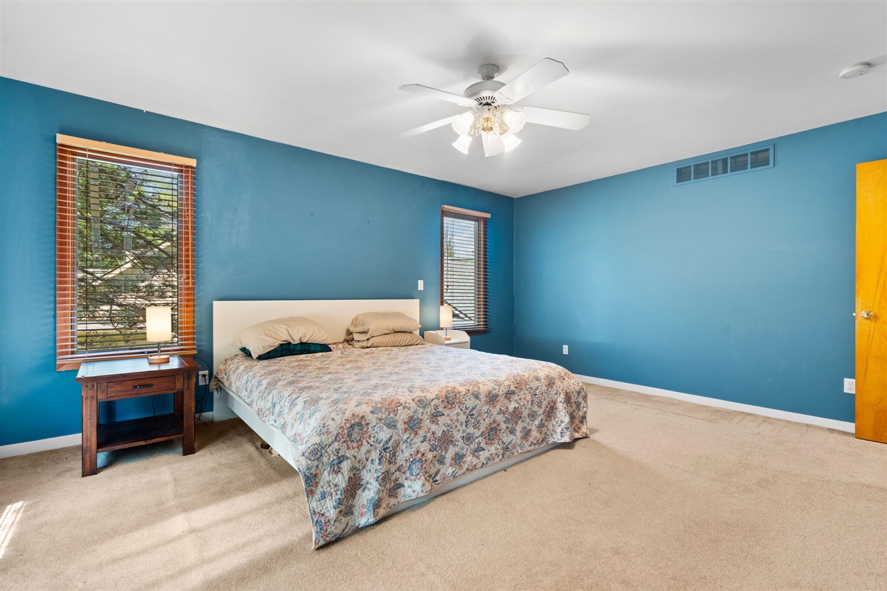 Photo 35