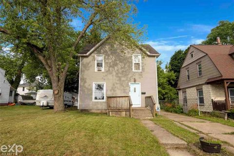 Photo of 1939 Delwood SW Avenue, Wyoming, MI 49509 (MLS # 50208765)