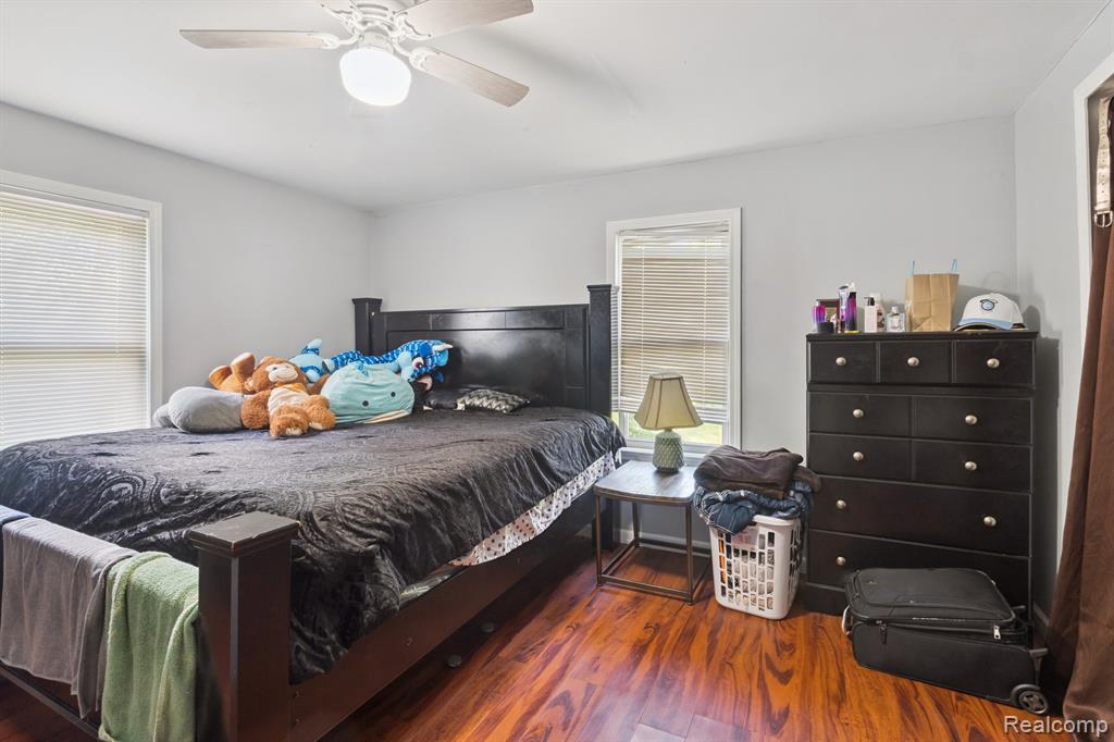 Dearborn Heights, Michigan 48125, United States, 3 Bedrooms Bedrooms, ,1 BathroomBathrooms,Residential,Active,212966