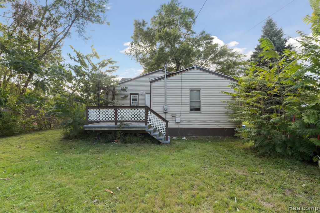 Dearborn Heights, Michigan 48125, United States, 3 Bedrooms Bedrooms, ,1 BathroomBathrooms,Residential,Active,212966