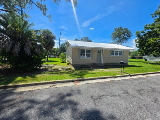 407 BULLOCK AVE, NASHVILLE, GA 31639 - Image 25cc77a0f662cc91f3d2dce3eb47e279/332902371