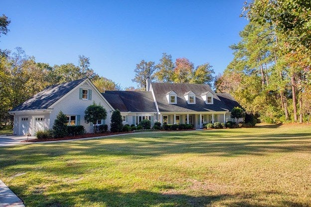 987 S Lakeshore Dr.