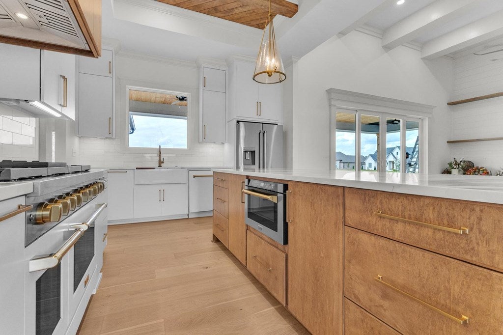 3624 Bear Lake
