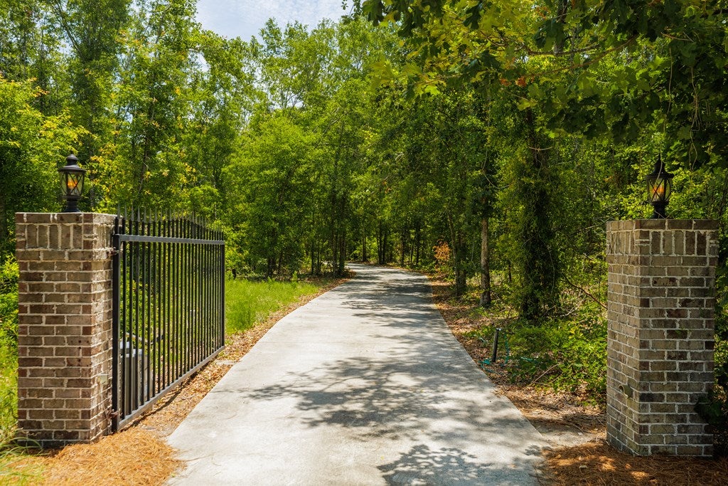3101 Rocky Ford Rd