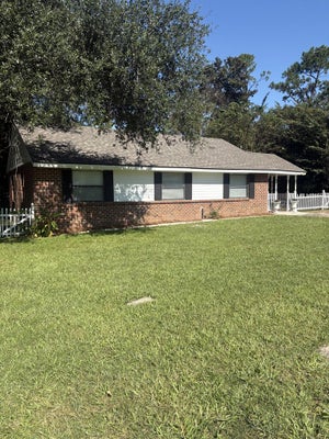 700 AZALEA CIR, VALDOSTA, GA 31602 - Image 98259bfa00b76e95c5cd5a747ea2b9a7/3257856345
