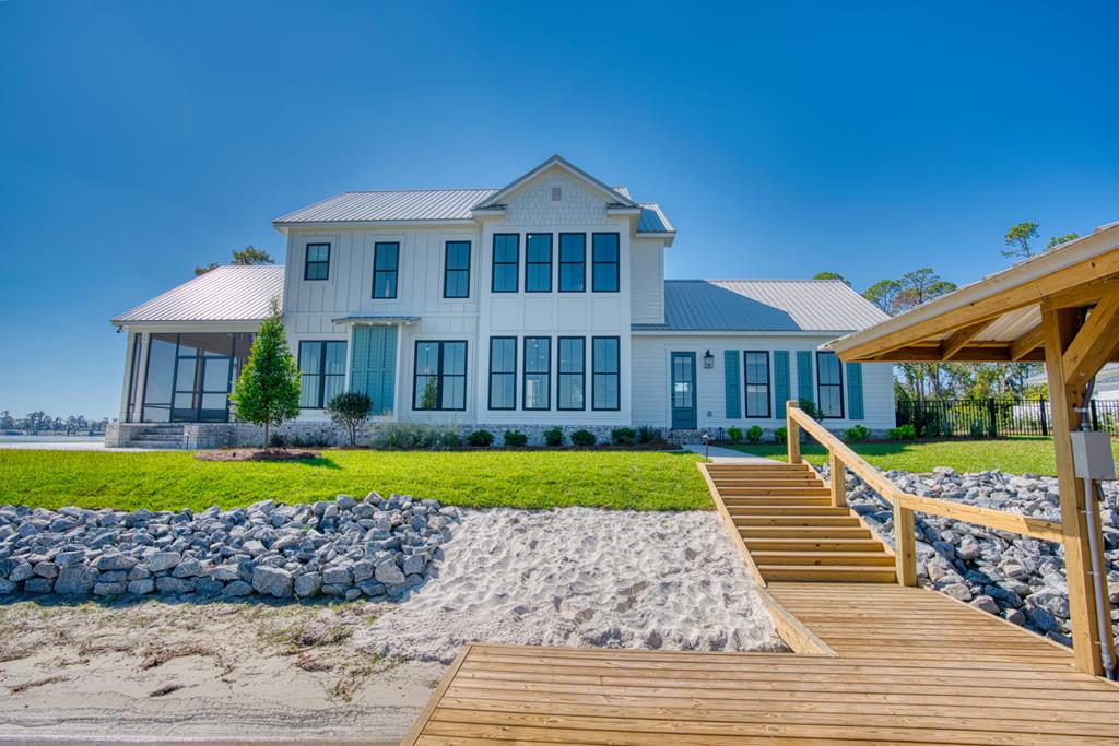 5909 Travis Trail