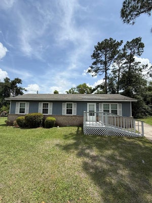 17 PINETREE CIR, VALDOSTA, GA 31601 - Image c572723f7c4e033dffca3325e35a57dd/2447190357
