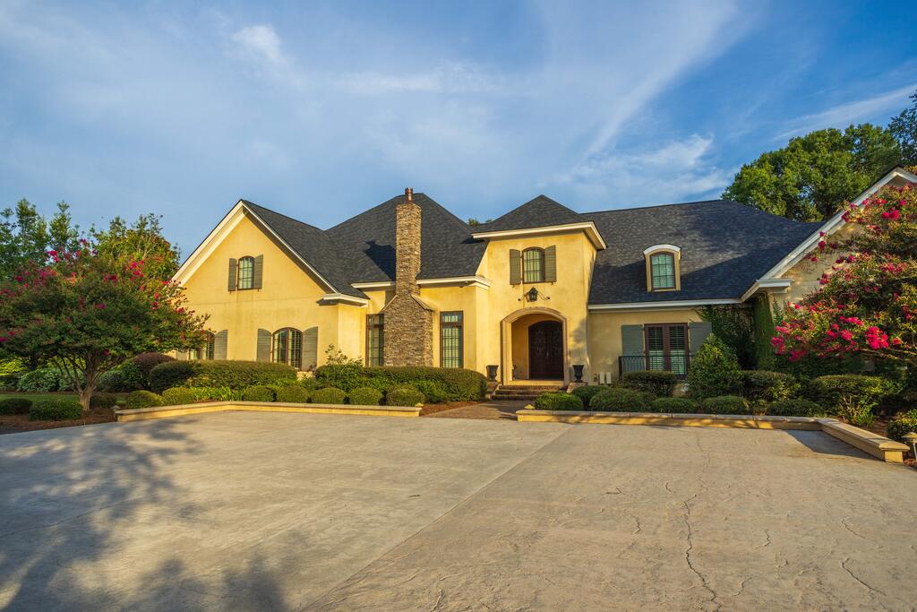 4460 Robert Drive