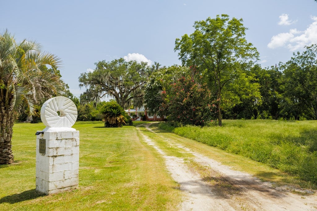 8355 Old Madison Road