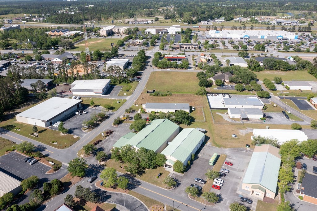352 Enterprise Dr