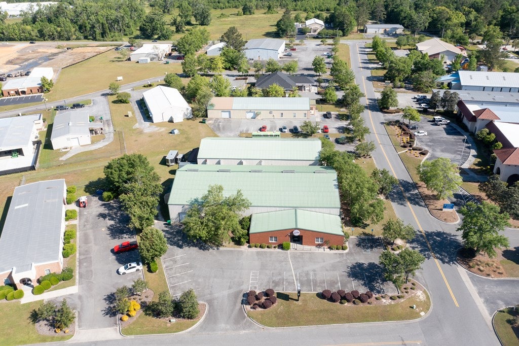 352 Enterprise Dr