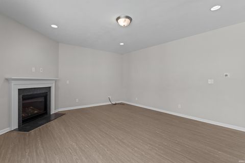 Tiny photo for 5552 golden gate Way, Kokomo, IN 46902 (MLS # 202542388)