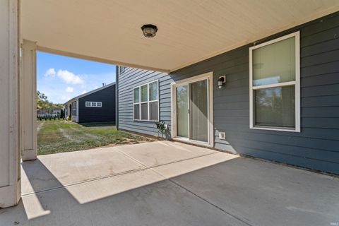 Tiny photo for 5552 golden gate Way, Kokomo, IN 46902 (MLS # 202542388)