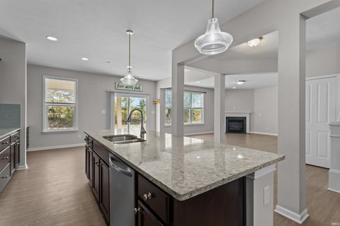 Tiny photo for 5552 golden gate Way, Kokomo, IN 46902 (MLS # 202542388)