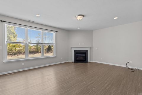 Tiny photo for 5552 golden gate Way, Kokomo, IN 46902 (MLS # 202542388)