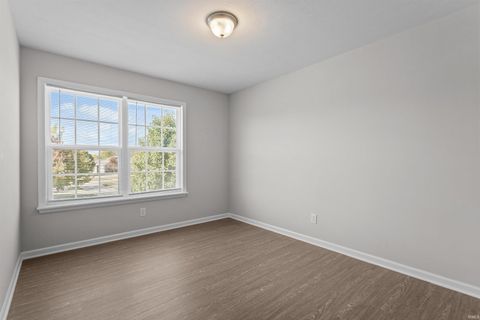 Tiny photo for 5552 golden gate Way, Kokomo, IN 46902 (MLS # 202542388)
