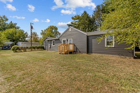 Tiny photo for 416 N Calumet St, Kokomo, IN 46901 (MLS # 202540170)