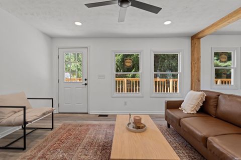 Tiny photo for 416 N Calumet St, Kokomo, IN 46901 (MLS # 202540170)