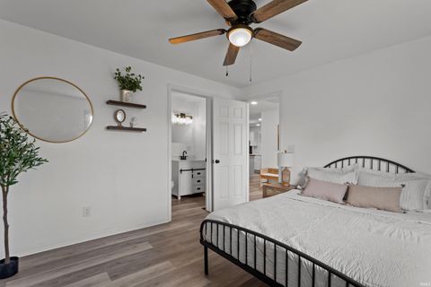 Tiny photo for 416 N Calumet St, Kokomo, IN 46901 (MLS # 202540170)