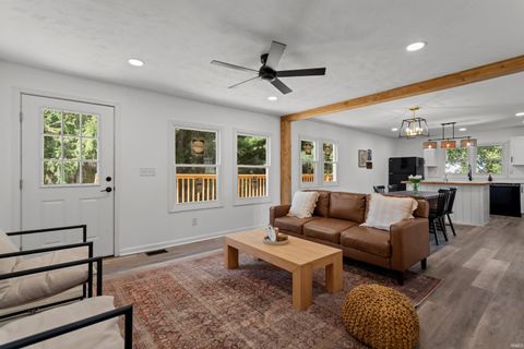 Tiny photo for 416 N Calumet St, Kokomo, IN 46901 (MLS # 202540170)