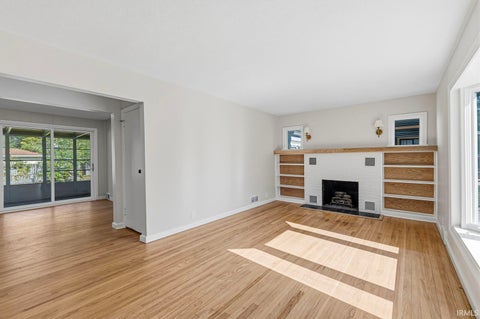 Tiny photo for 3409 E Jefferson Boulevard, South Bend, IN 46615 (MLS # 202643746)