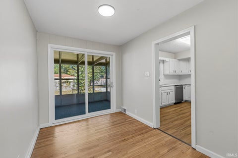 Tiny photo for 3409 E Jefferson Boulevard, South Bend, IN 46615 (MLS # 202643746)