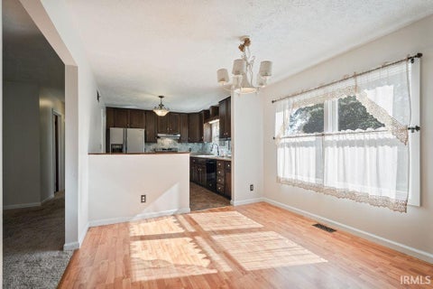Tiny photo for 813 WILLIAMSBURG Drive, Kokomo, IN 46902 (MLS # 202644794)