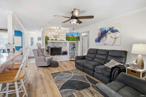 Tiny photo for 6964 Mary Court, Marion, IN 46953 (MLS # 202612315)