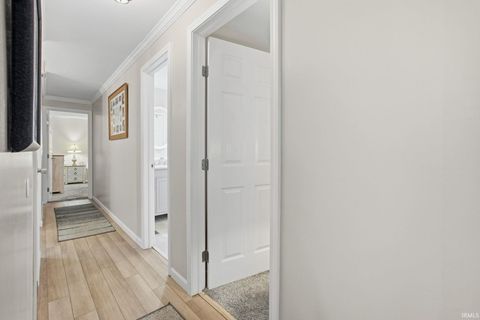 Tiny photo for 6964 Mary Court, Marion, IN 46953 (MLS # 202612315)