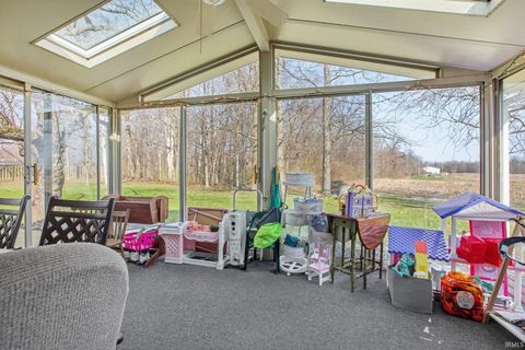 Tiny photo for 6964 Mary Court, Marion, IN 46953 (MLS # 202612315)