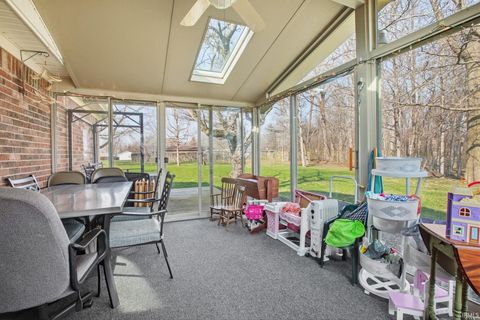 Tiny photo for 6964 Mary Court, Marion, IN 46953 (MLS # 202612315)