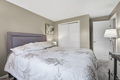 Tiny photo for 6964 Mary Court, Marion, IN 46953 (MLS # 202612315)