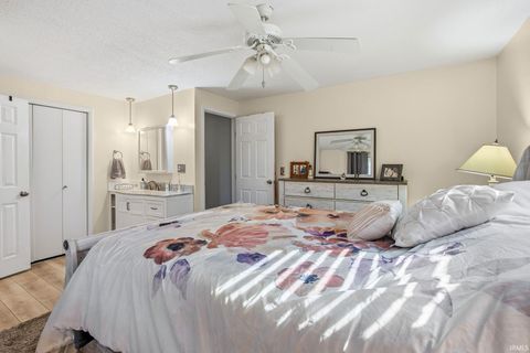 Tiny photo for 6964 Mary Court, Marion, IN 46953 (MLS # 202612315)