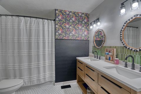 Tiny photo for 7717 Meadowview Drive, Evansville, IN 47710 (MLS # 202624749)