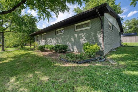 Tiny photo for 7717 Meadowview Drive, Evansville, IN 47710 (MLS # 202624749)