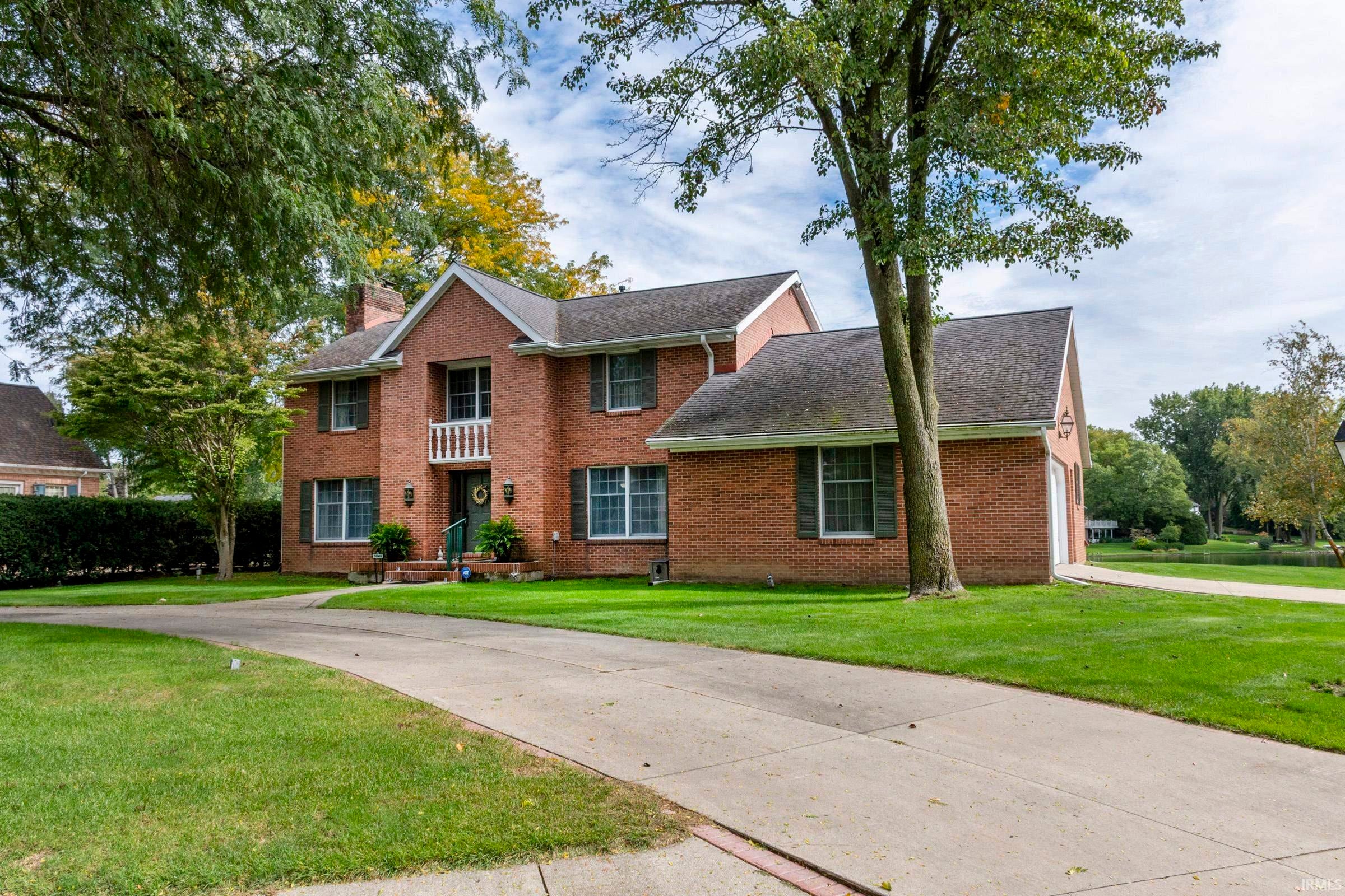 3040 Twin Pines Point
