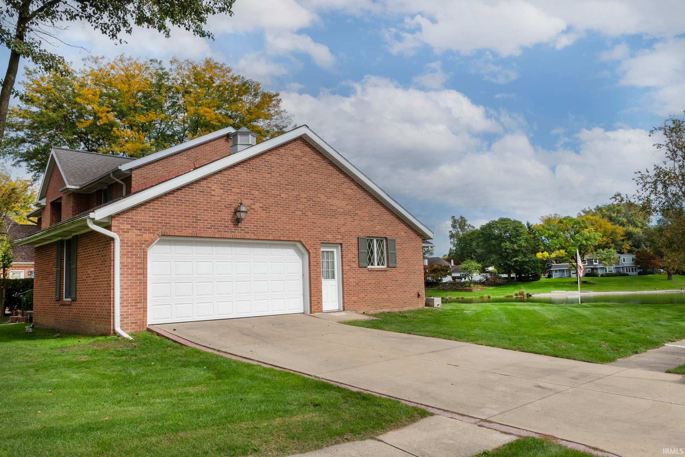 3040 Twin Pines Point