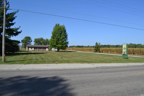 Tiny photo for 1626 N State Road 39, Monticello, IN 47960 (MLS # 202539410)