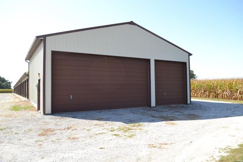 Tiny photo for 1626 N State Road 39, Monticello, IN 47960 (MLS # 202539410)