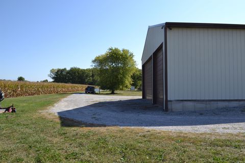 Tiny photo for 1626 N State Road 39, Monticello, IN 47960 (MLS # 202539410)