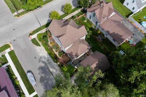 Tiny photo for 510 S Center Street, Flora, IN 46923 (MLS # 202626289)